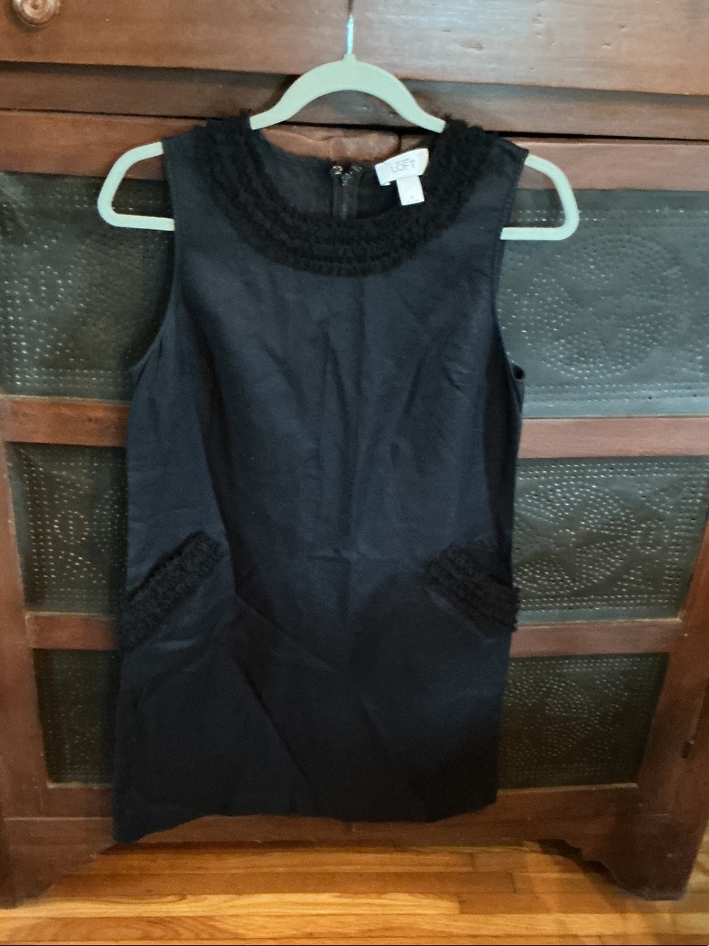Ann Taylor LOFT Black Sleeveless Shift Dress with Trim
